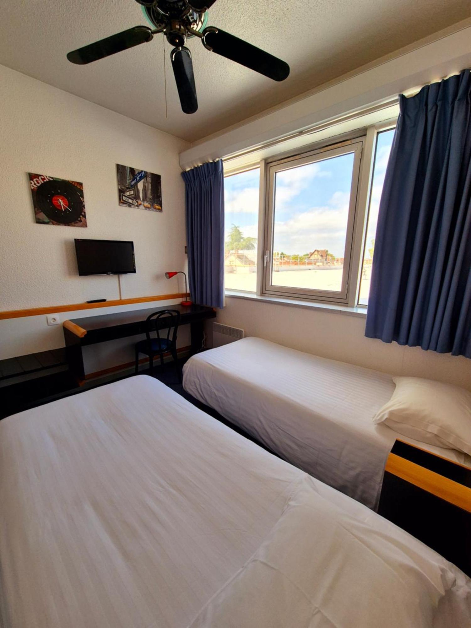 Arche Hotel Vierzon Bagian luar foto
