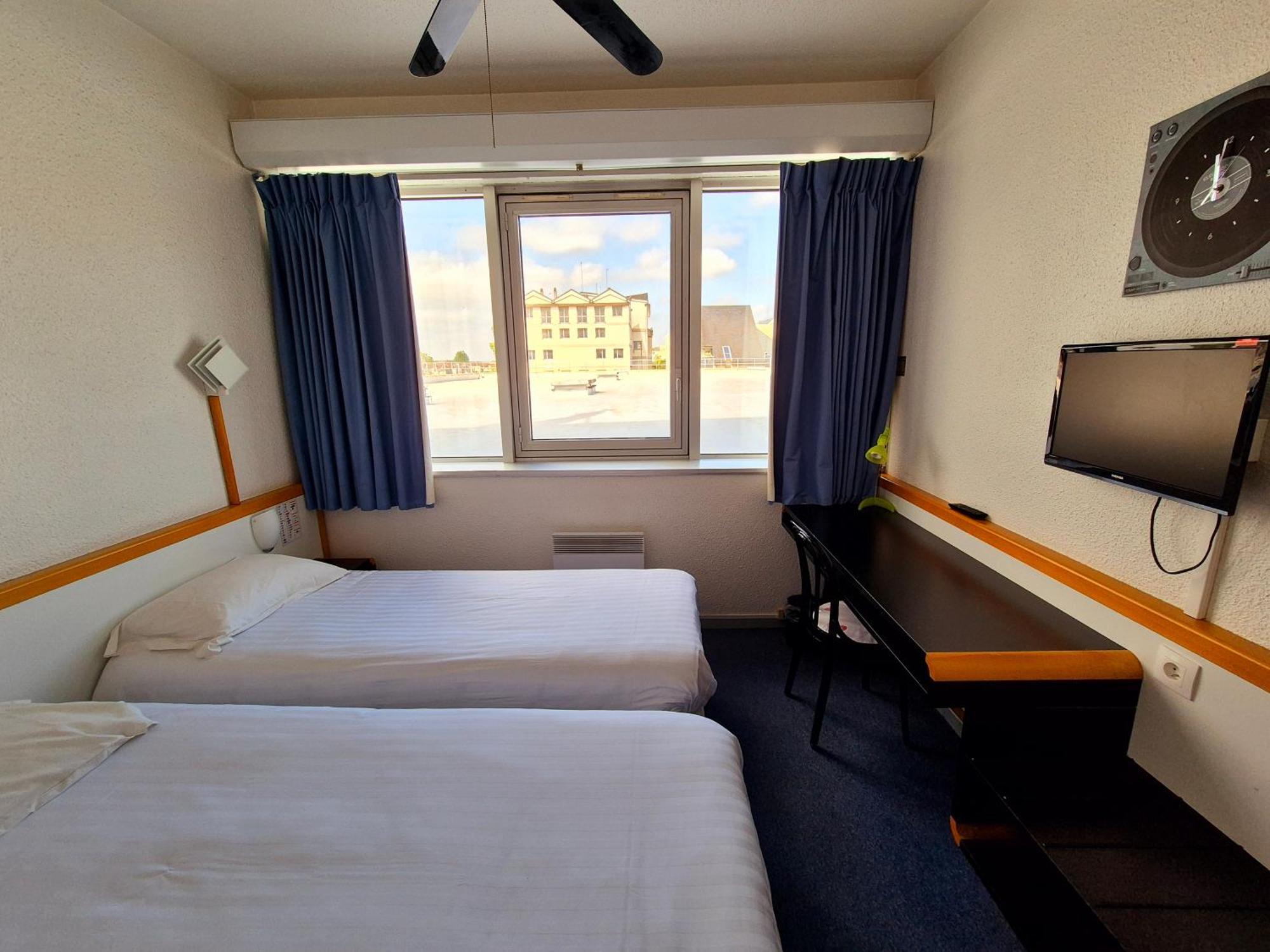 Arche Hotel Vierzon Bagian luar foto