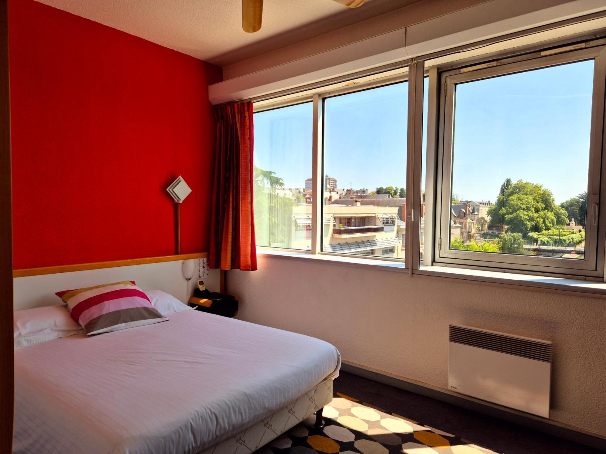 Arche Hotel Vierzon Bagian luar foto