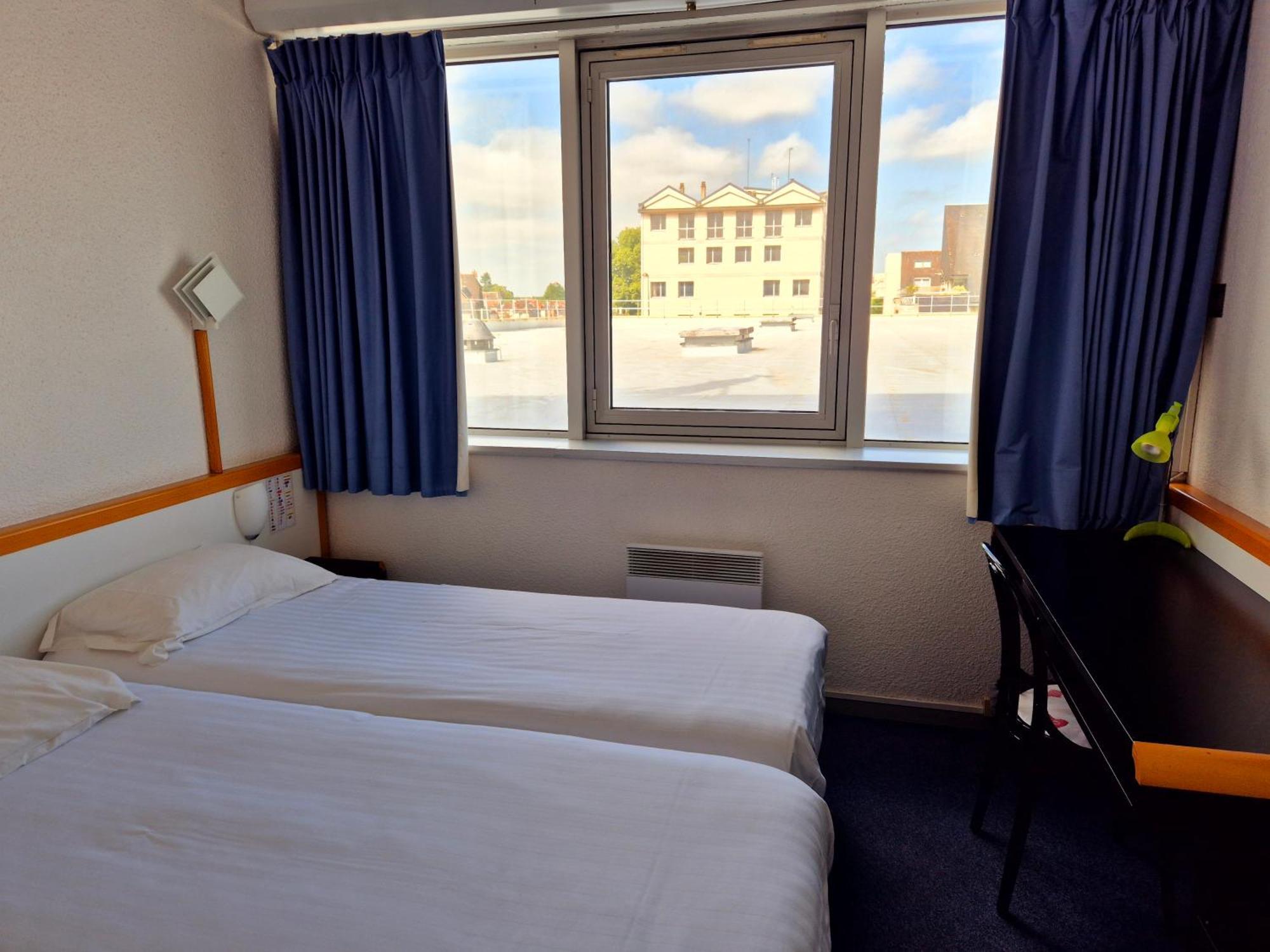 Arche Hotel Vierzon Bagian luar foto